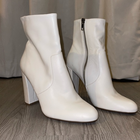 Steve Madden Editor Dress Bootie - Picture 5 of 5